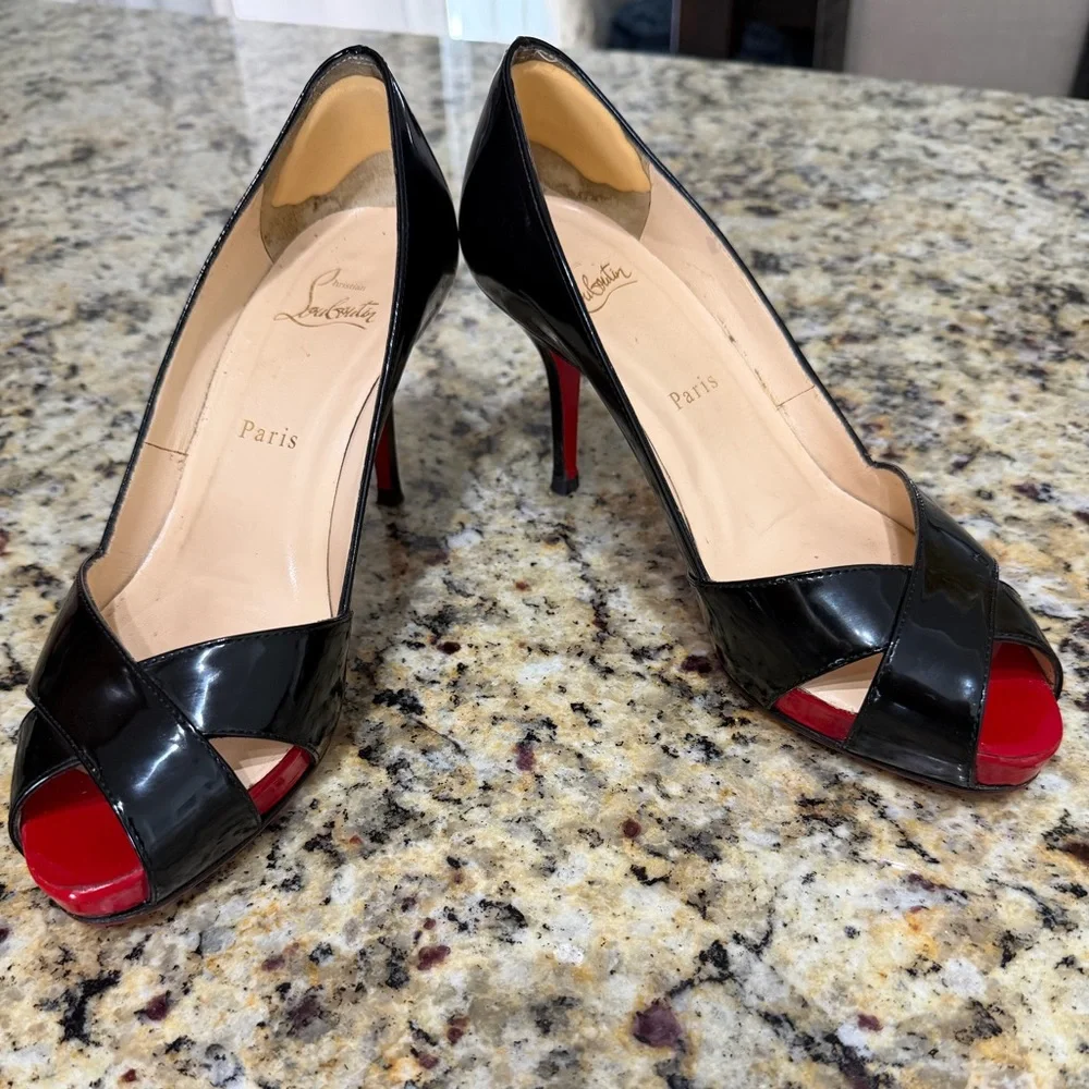 Christian Louboutin Black Patent Shelley 85 Peep Toe Pumps, Size 37